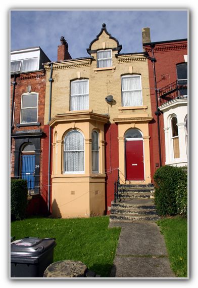 CJ Photo of House on Victoria Ave where he was born